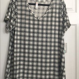 COPY - LuLaRoe Christy Tee